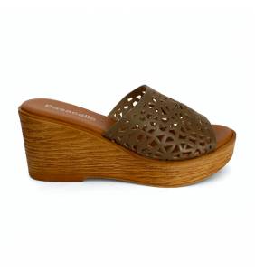Sandalias cuña y plataforma para mujer Pasacalle en piel kaki